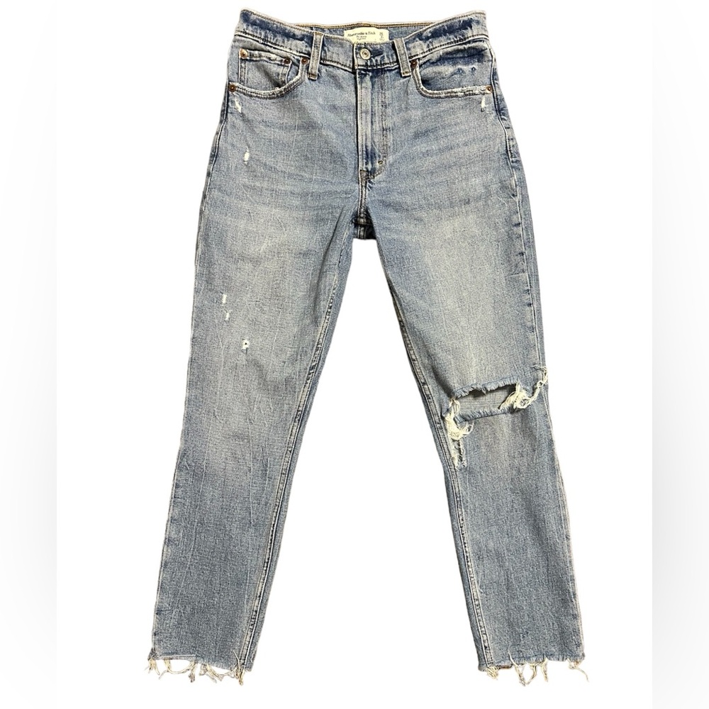 Abercrombie & Fitch Women’s The Skinny High Rise Jeans distressed Sz 26/2 short